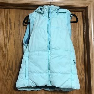 Denver Haynes vest with hood nice and warm